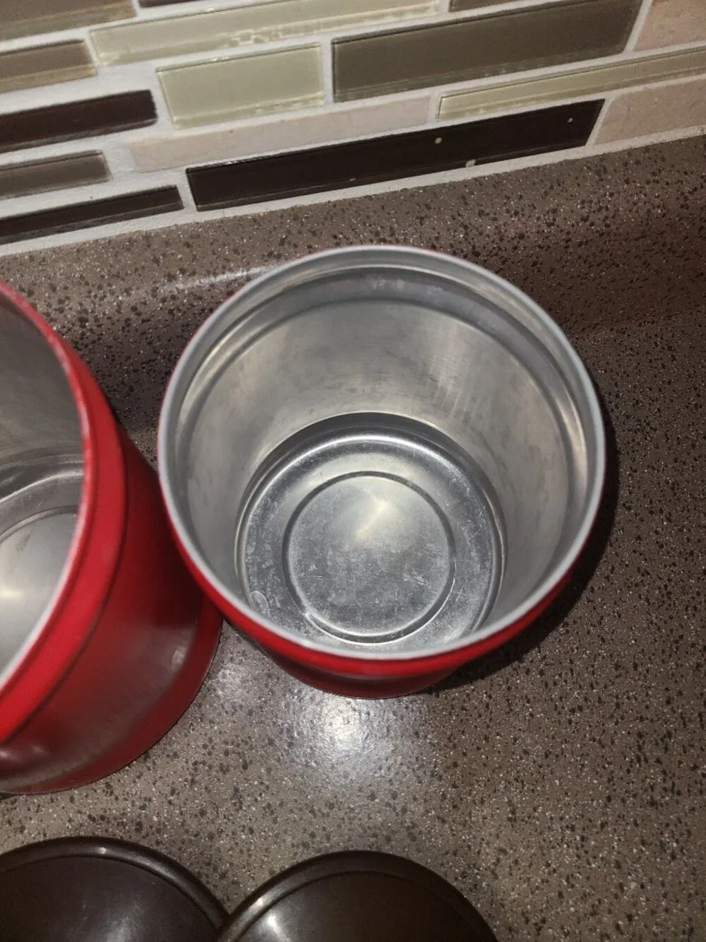 VTG West Bend 3 Aluminum Nesting Canisters & Lids Retro Mid Century Red & Brown